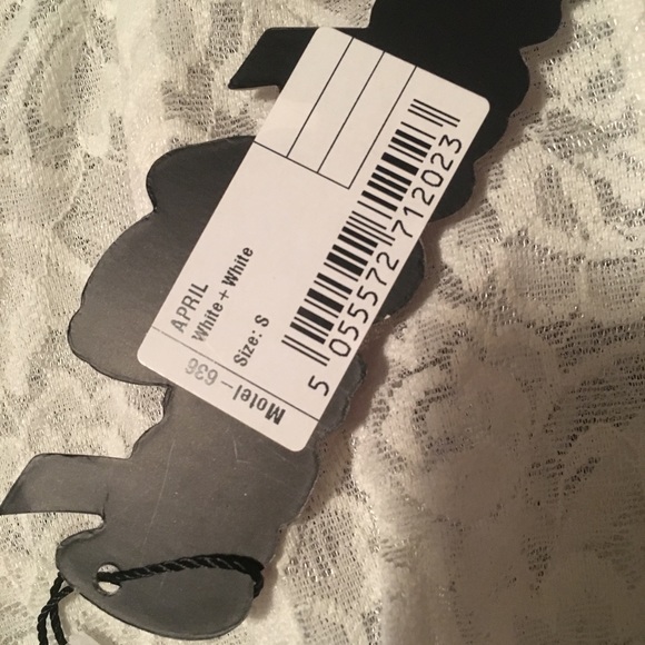 ❌SOLD❌ Motel Rocks April Bustier White Midi Dress - Picture 6 of 8